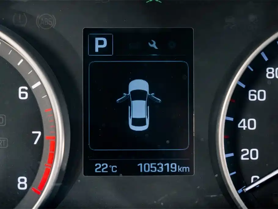 Hyundai Elantra 2016 1.6L Auto Smart·Luxury Edition фото 16