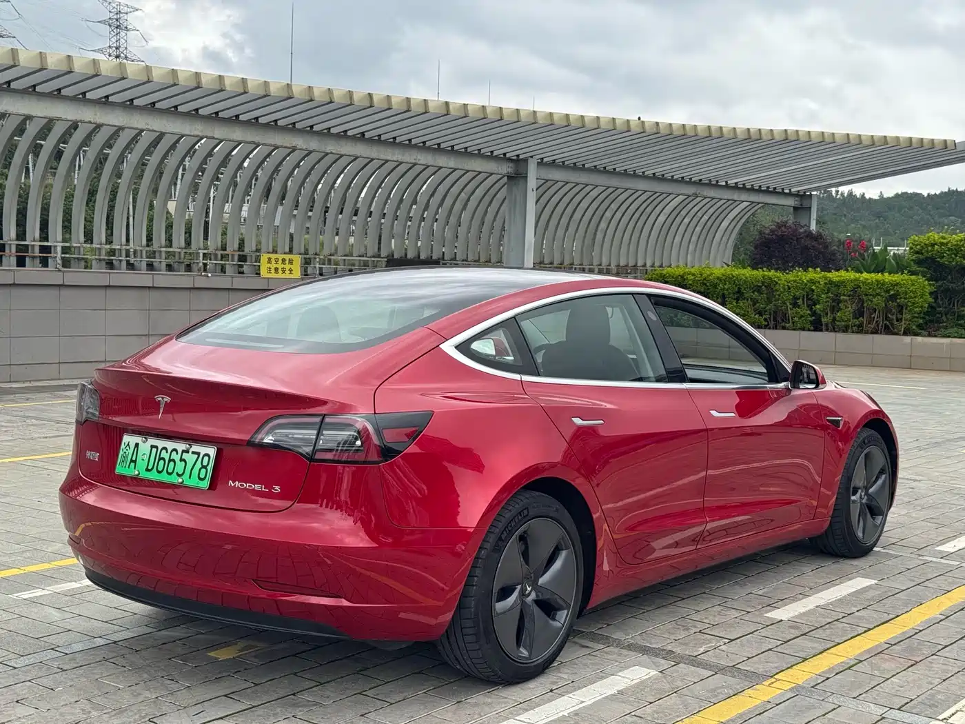 Tesla Model 3 2020 2020 Facelift Long Range Rear-Wheel Drive