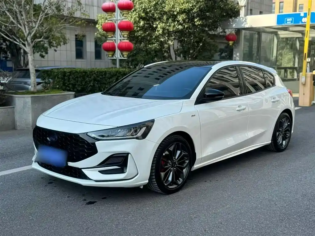 FORD FOX
