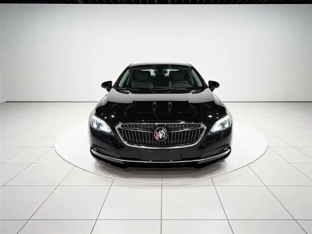 Buick LaCrosse 2018 Model 20T Elite Edition фото 3