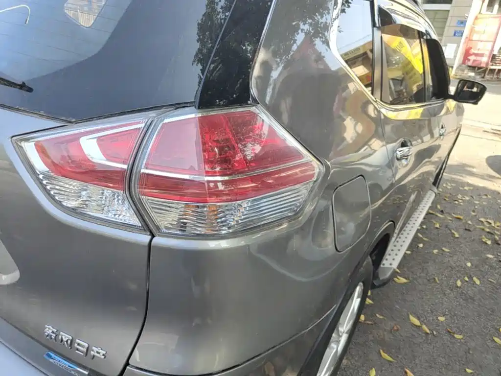 Фото 8 - Nissan X-Trail