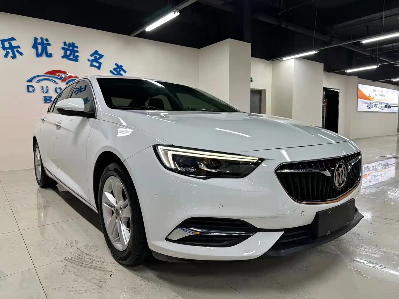 Buick Regal 2017 20T Elite Type фото 3