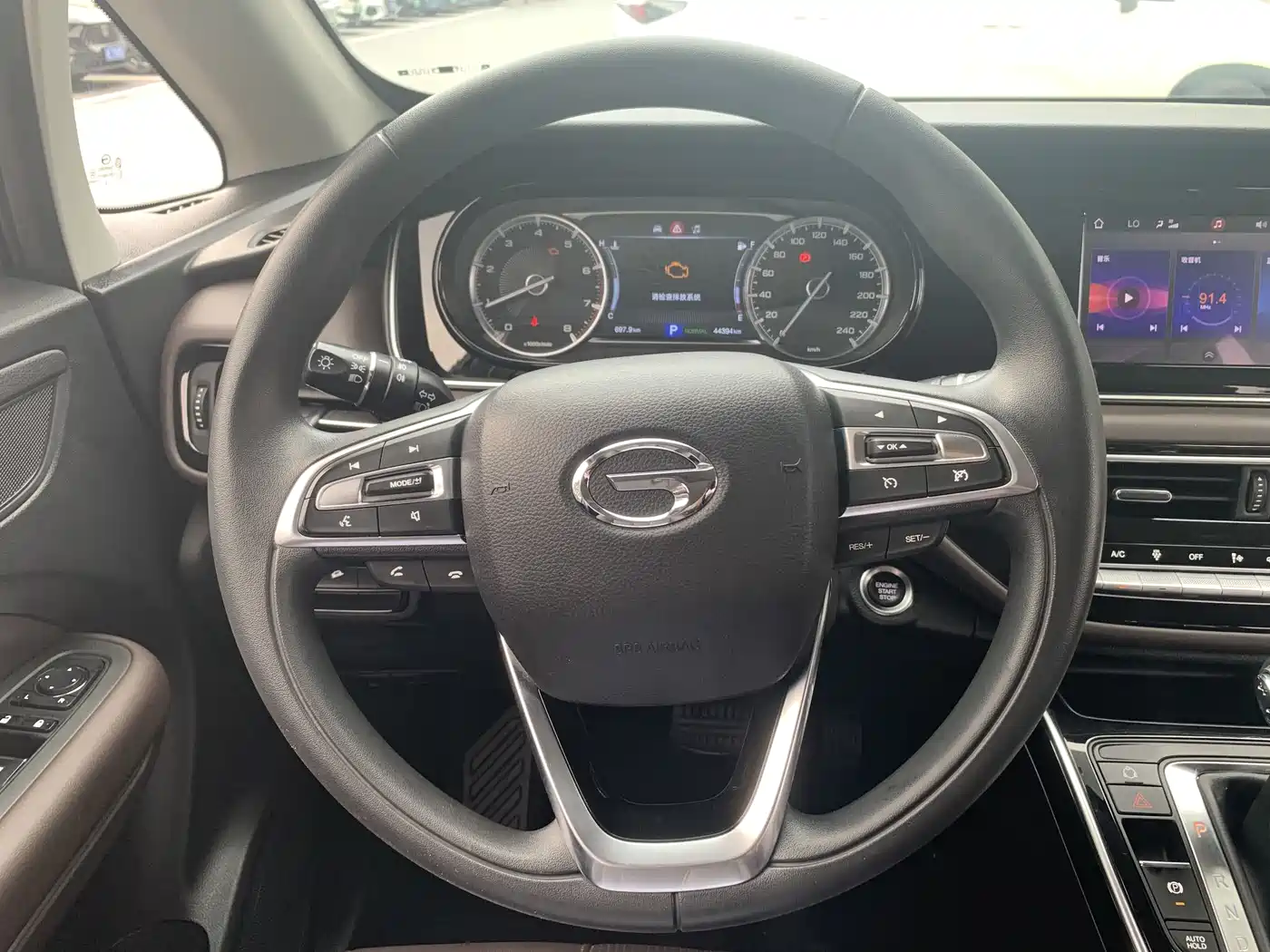 GAC Trumpchi Trumpchi M6 2019 270T Automatic Luxury (7-seater) China V фото 9