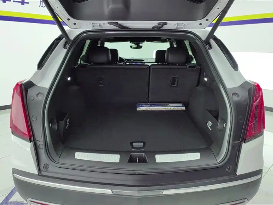 Cadillac XT5 2022 2.0T 2WD Luxury фото 4