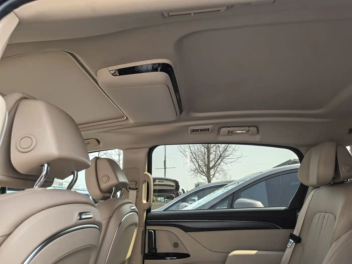 BUICK GL8 NEW ENERGY