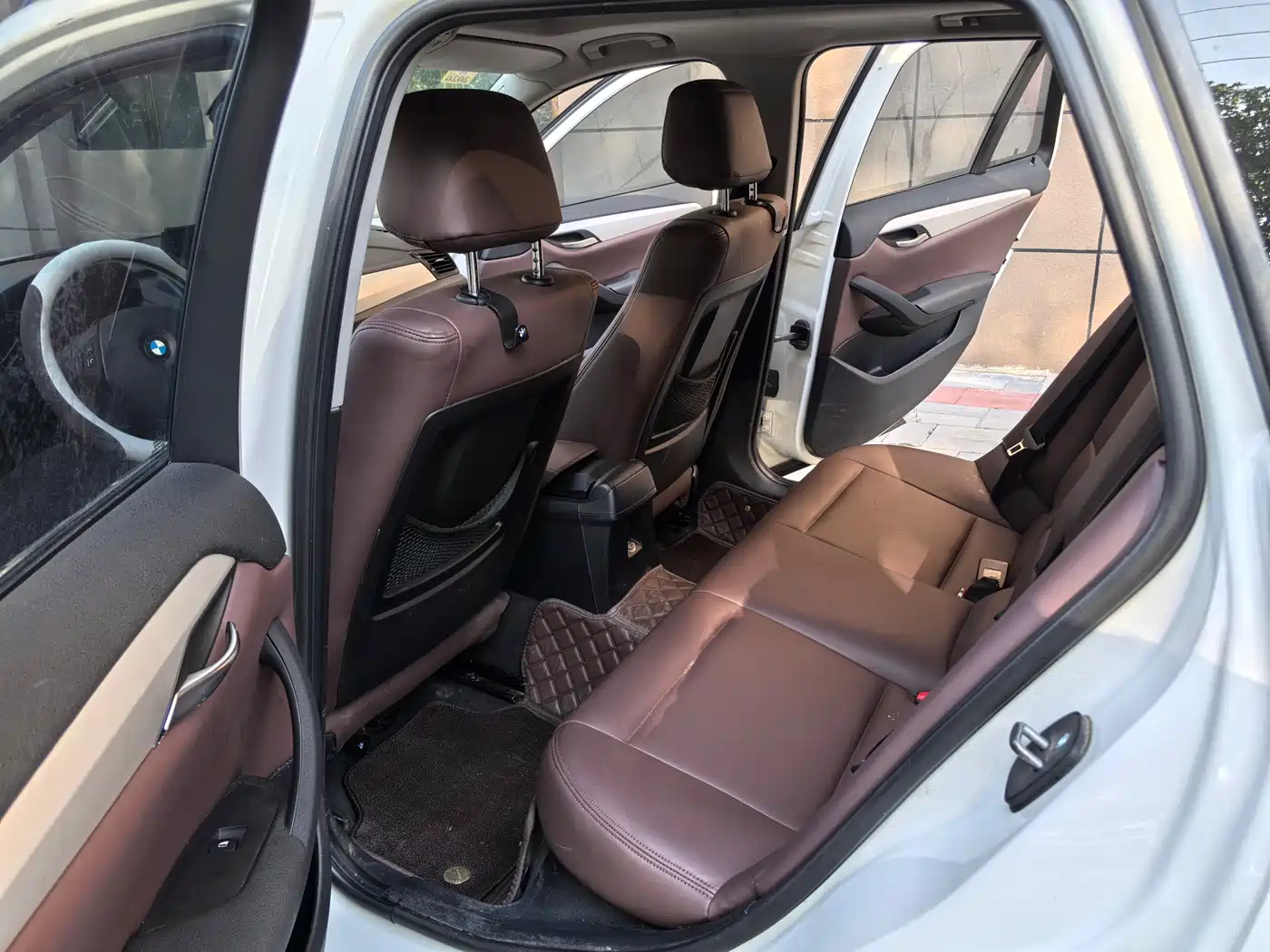 BMW X1 2013 sDrive18i Fashion фото 7