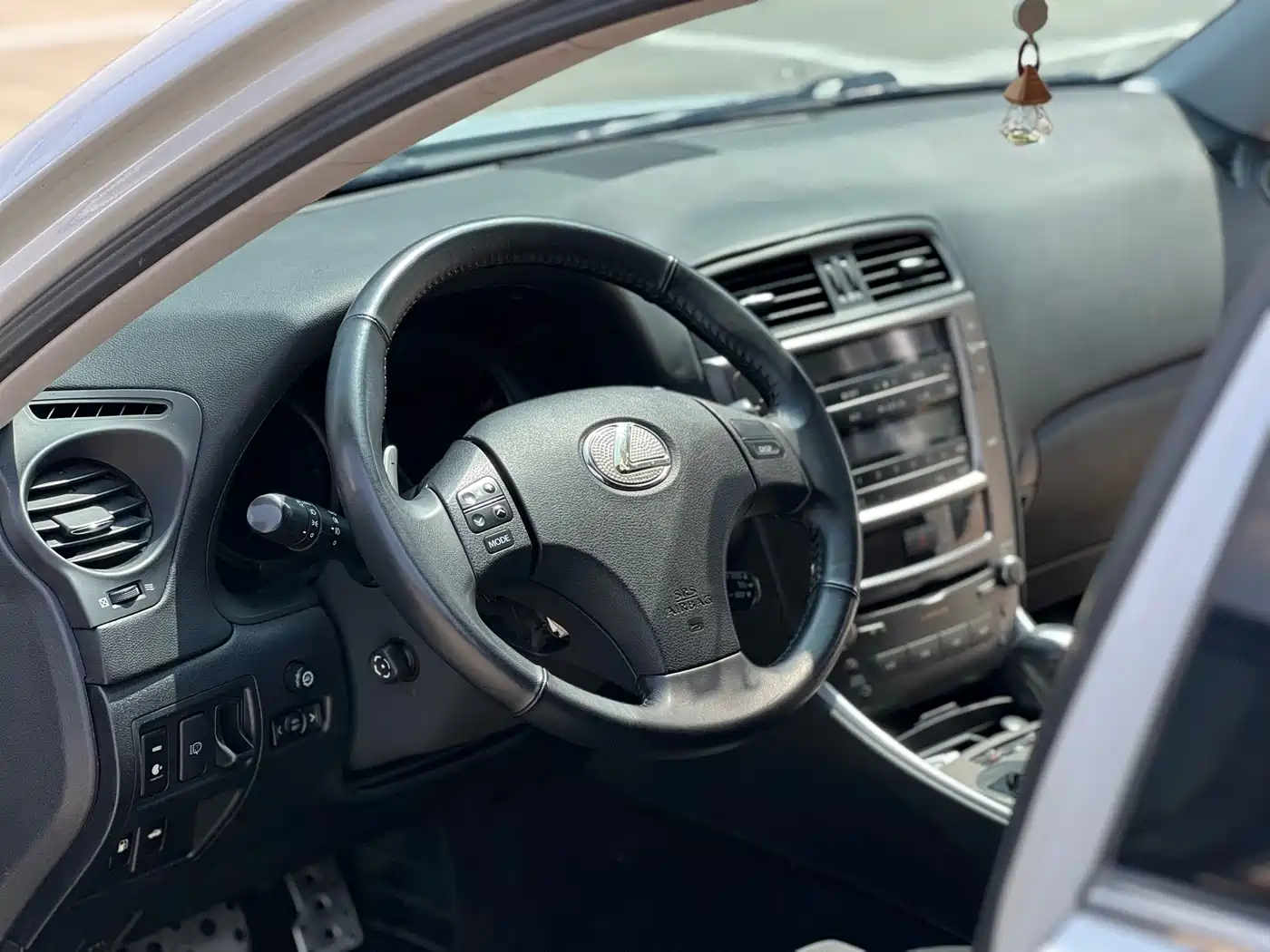 Lexus IS 2010 2009 300
