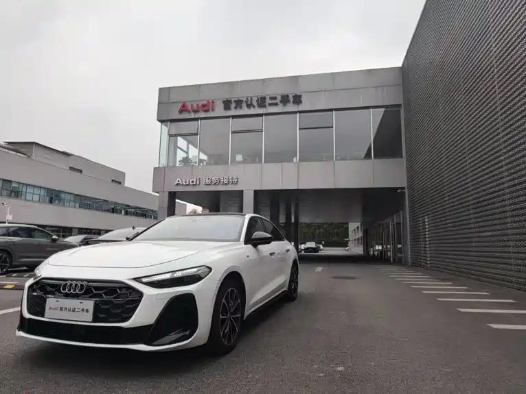 Audi A5L 2025 2.0T Sport Edition Plus