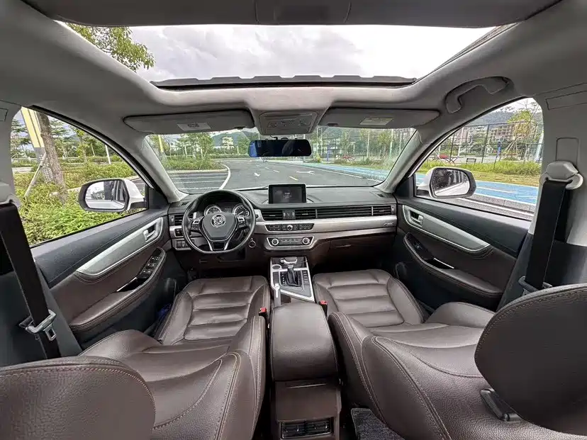 Dongfeng Fengxing Jingyi X5 2017 2017 1.6L CVT Luxury
