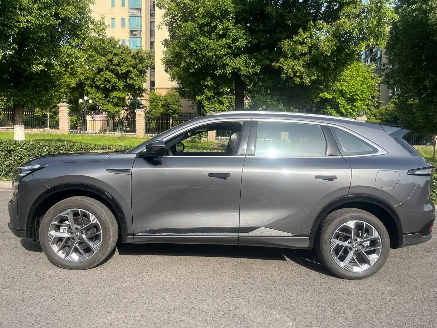 CHANG'AN CS75PLUS