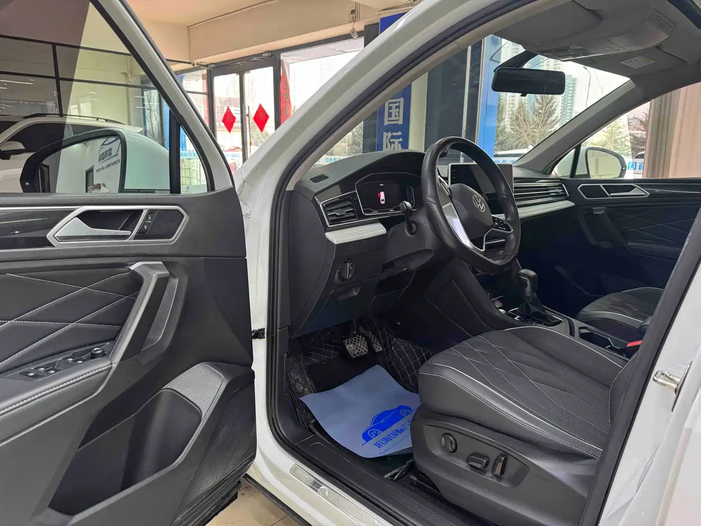 Volkswagen Tiguan L 2023 280TSI 2WD Trend Limited Edition фото 7