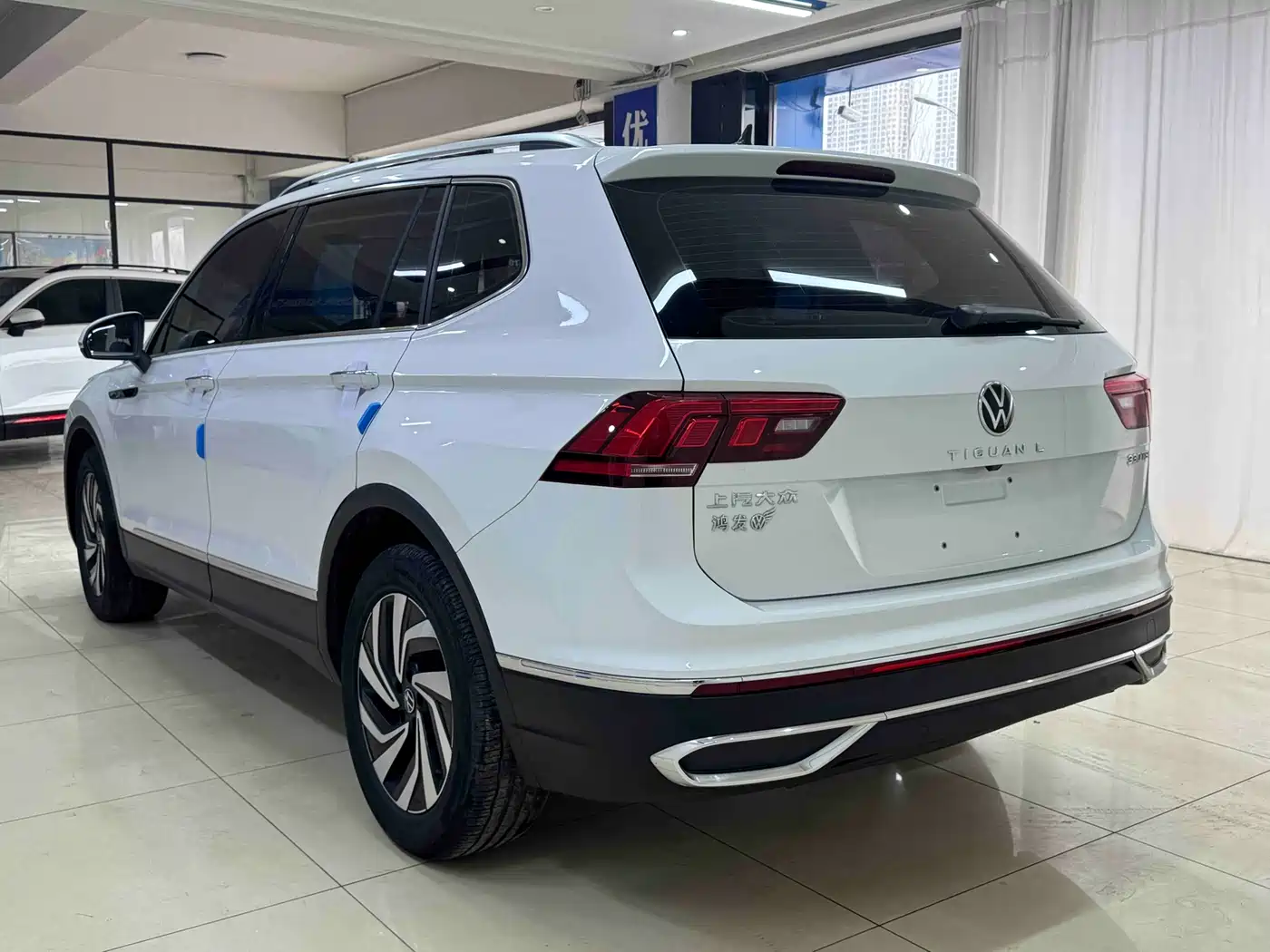 Volkswagen Tiguan L 2023 280TSI 2WD Trend Limited Edition фото 4