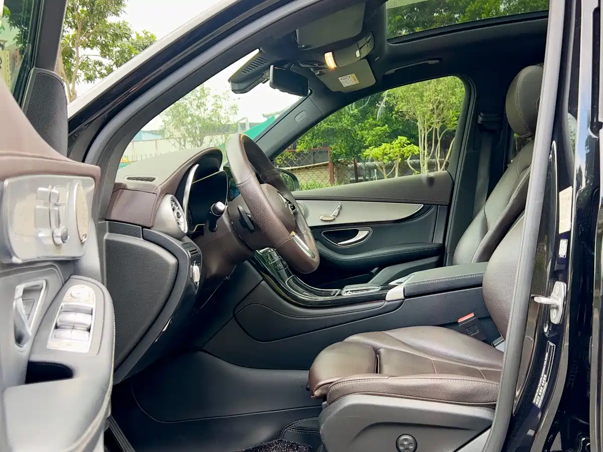 Mercedes-Benz GLC 2020 Facelift GLC 260 L 4MATIC Dynamic фото 8