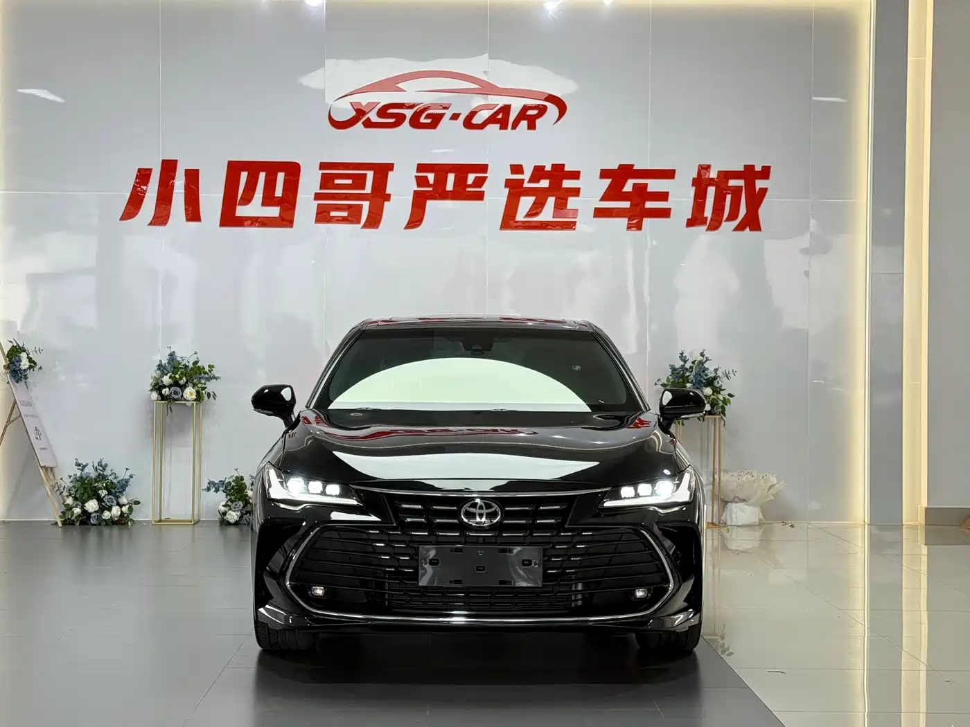 Toyota Avalon 2023 2.0L XLE Premium Edition фото 2