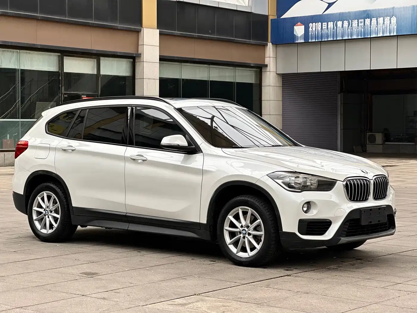 BMW X1 2018 sDrive18Li Fashion Model фото 4