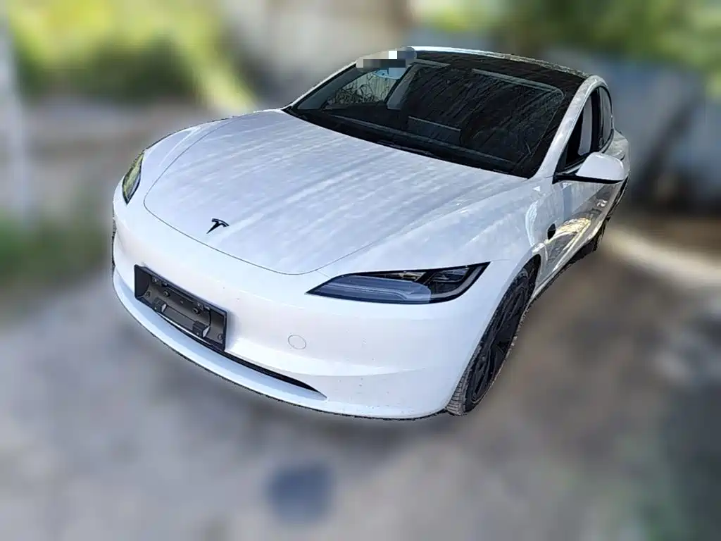 Tesla Model 3 2026 2025 Model Year Facelift Rear-Wheel Drive