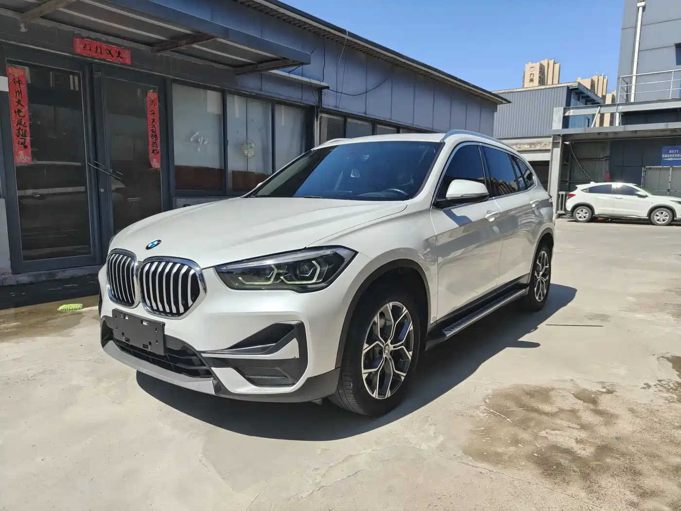 BMW X1 2021 sDrive25Li Leading