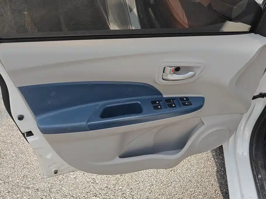 Changan Benben E-Star 2022 2021 National Edition Colorful Version LFP (31.86kWh)