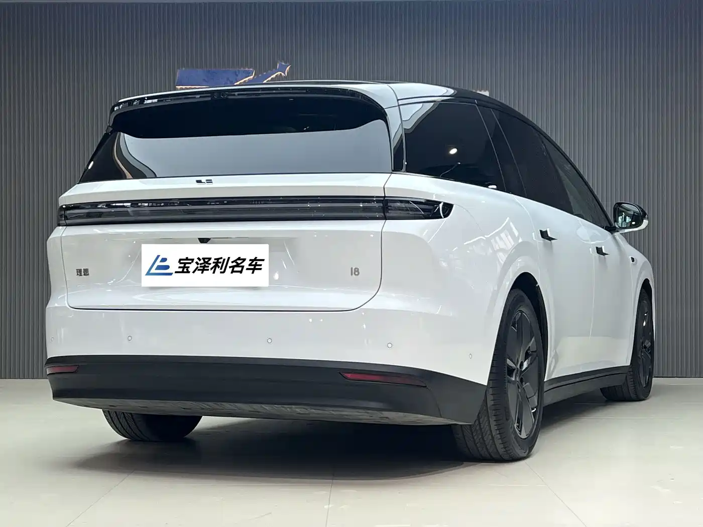 Li Auto Li i8 2025 2025 Standard Edition