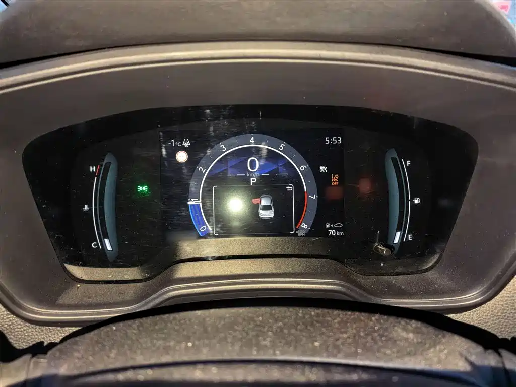Toyota Corolla 2023 1.5L Pioneer Edition фото 4