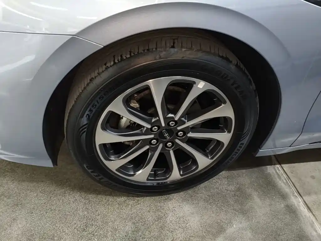 Lincoln Z 2025 2025 2.0T Premium Edition