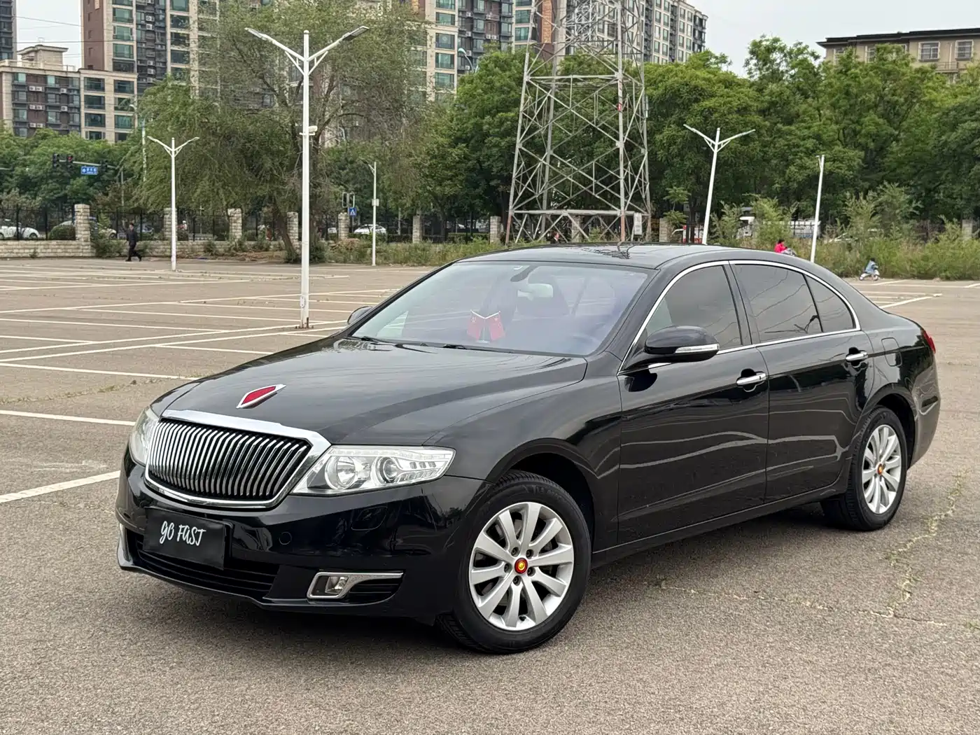 Hongqi H7 2013 2.0T Premium