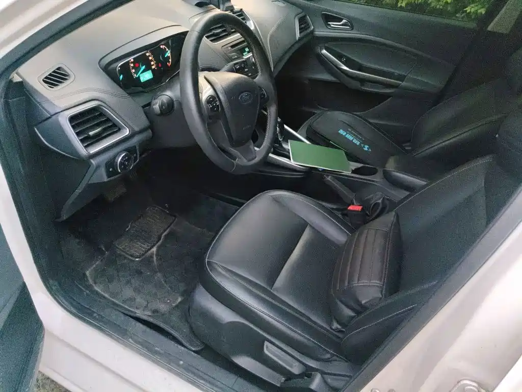 Ford Escort 2015 2015 1.5L Automatic Fashion