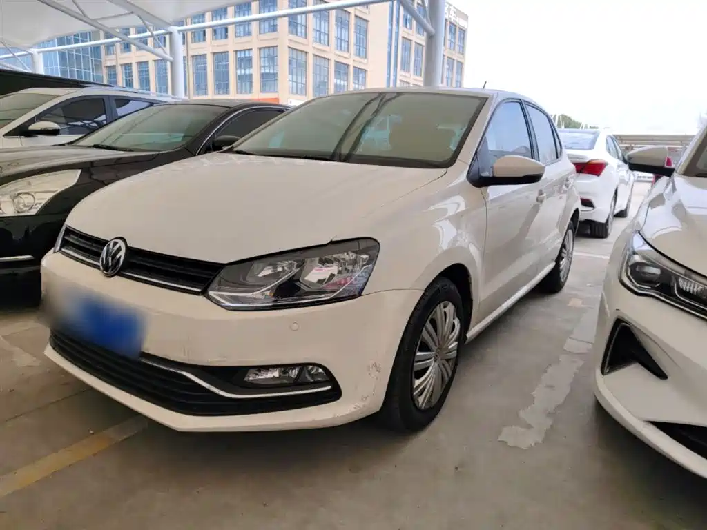 Volkswagen Polo 2016 1.6L Automatic Comfort