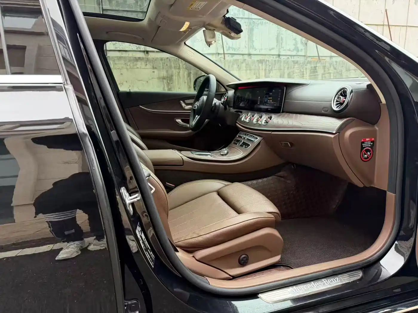 Mercedes-Benz E-Class 2019 E 200 L фото 11