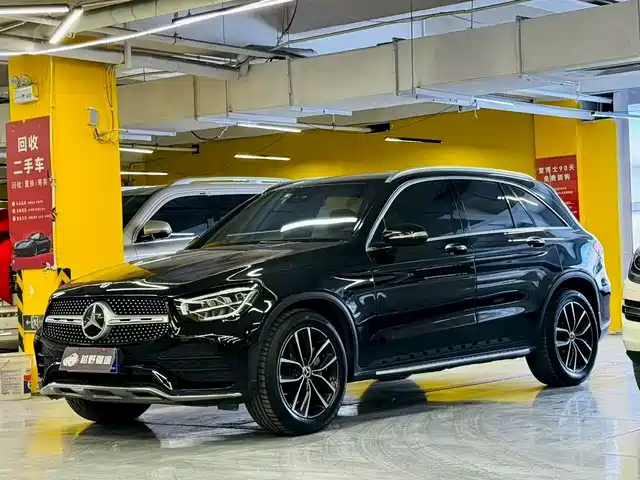 MERCEDES-BENZ GLC