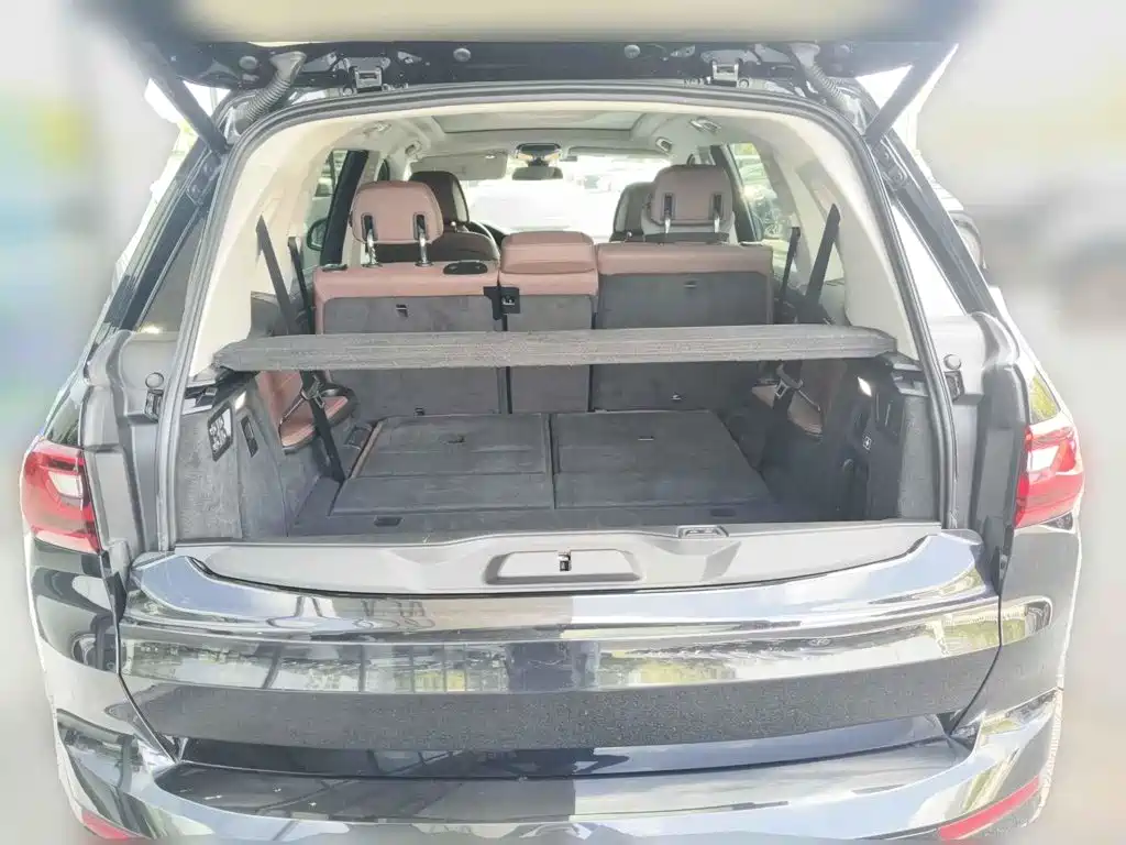 Фото 5 - BMW X7