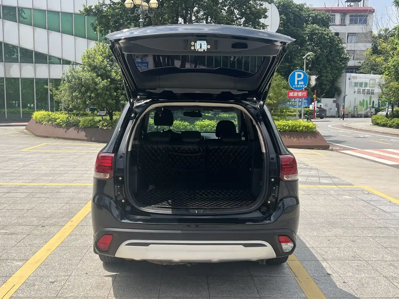 Фото 13 - Mitsubishi Outlander