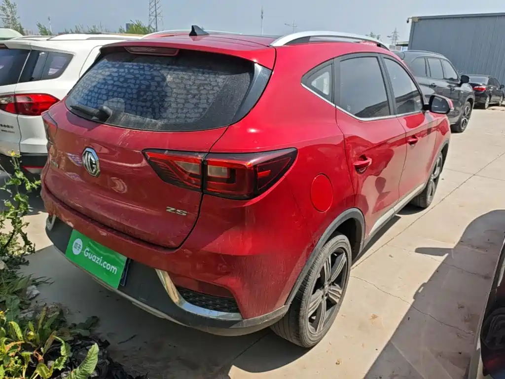 MG ZS 2020 2019 1.5L Manual 65-inch Panoramic Sunroof Global Edition (China VI)
