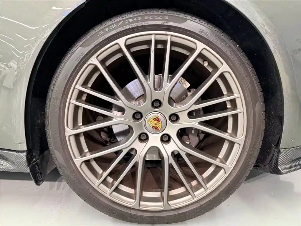 Porsche Panamera 2023 Panamera Executive Long Wheelbase 2.9T фото 15