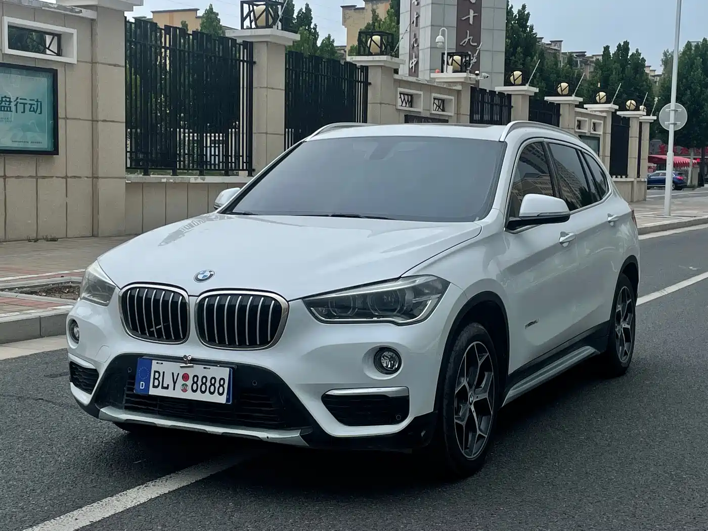 BMW X1, 2017 год