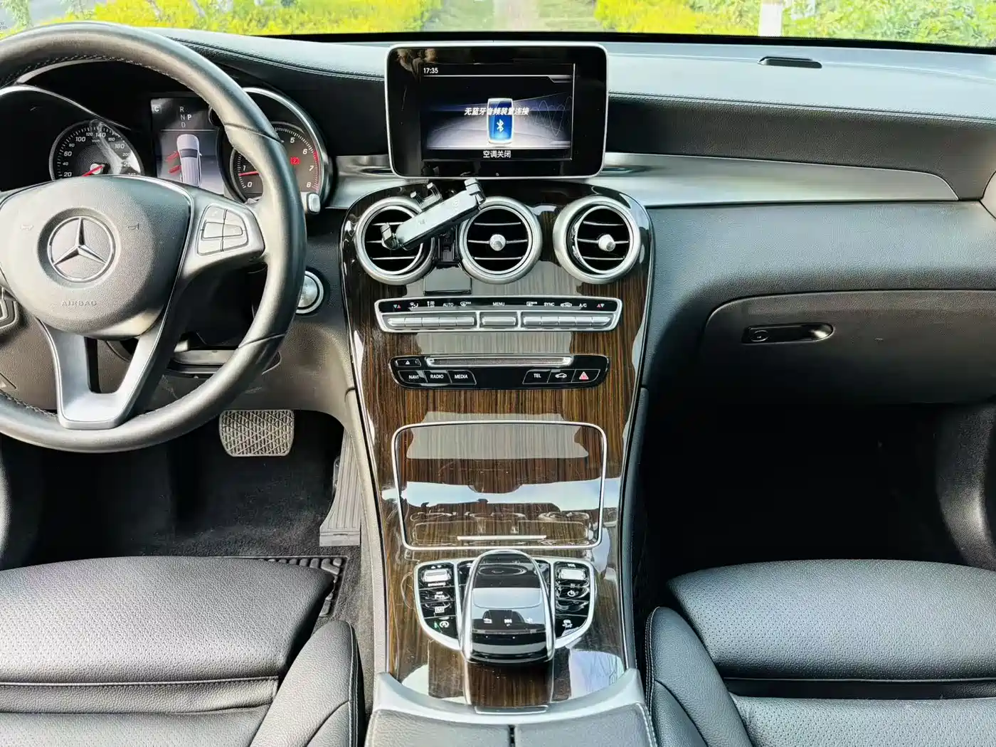 Mercedes-Benz GLC 2019 GLC 260 L 4MATIC Dynamic фото 18