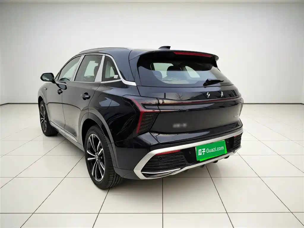 Hongqi HS3 PHEV 2025 125km Jingwei PLUS 2 Million Commemorative Edition фото 24