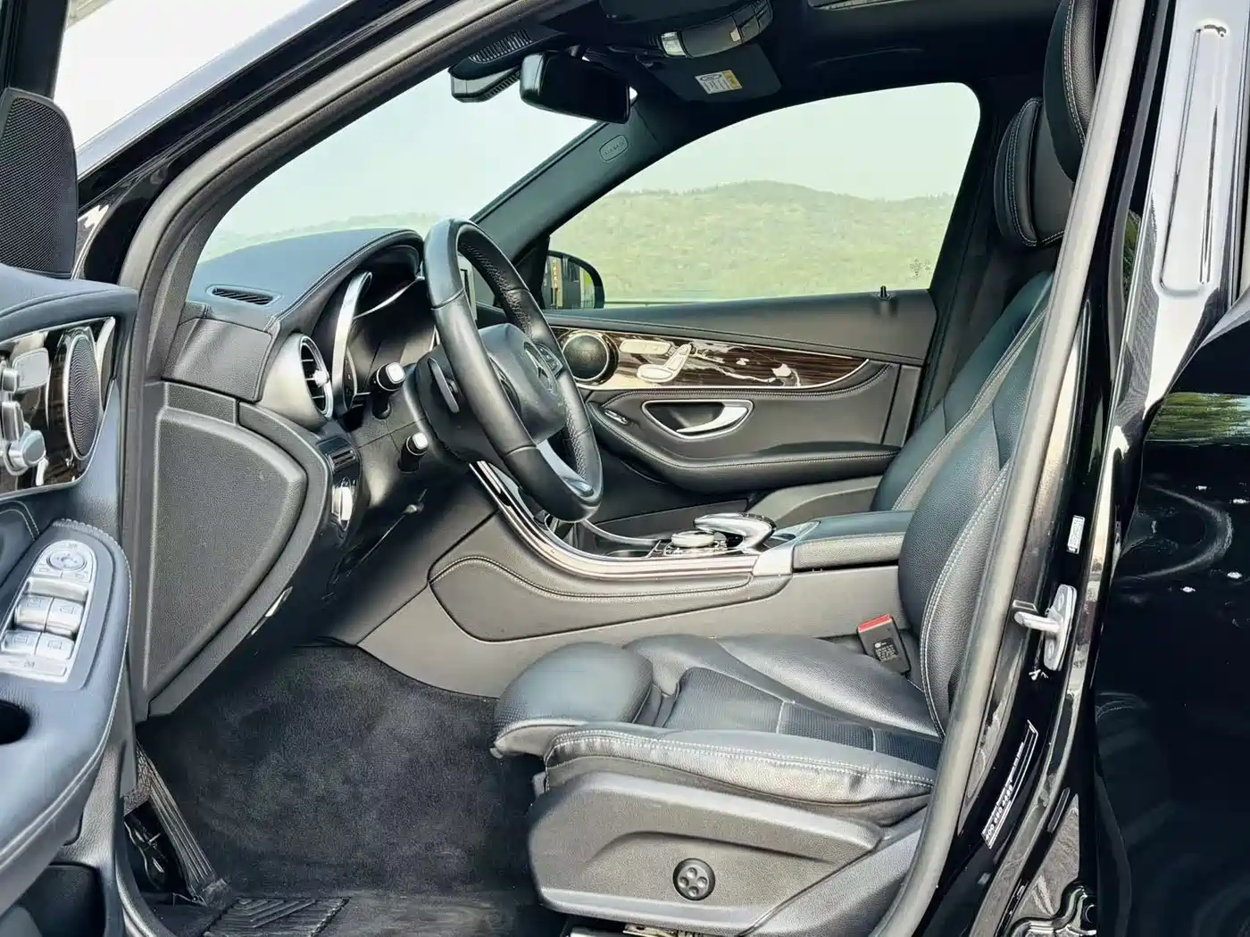 Mercedes-Benz GLC 2019 GLC 260 L 4MATIC Dynamic фото 14