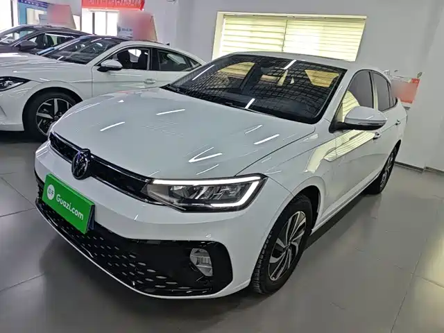 Volkswagen Lavida New Edge, 1.5L, автомат, New Wish