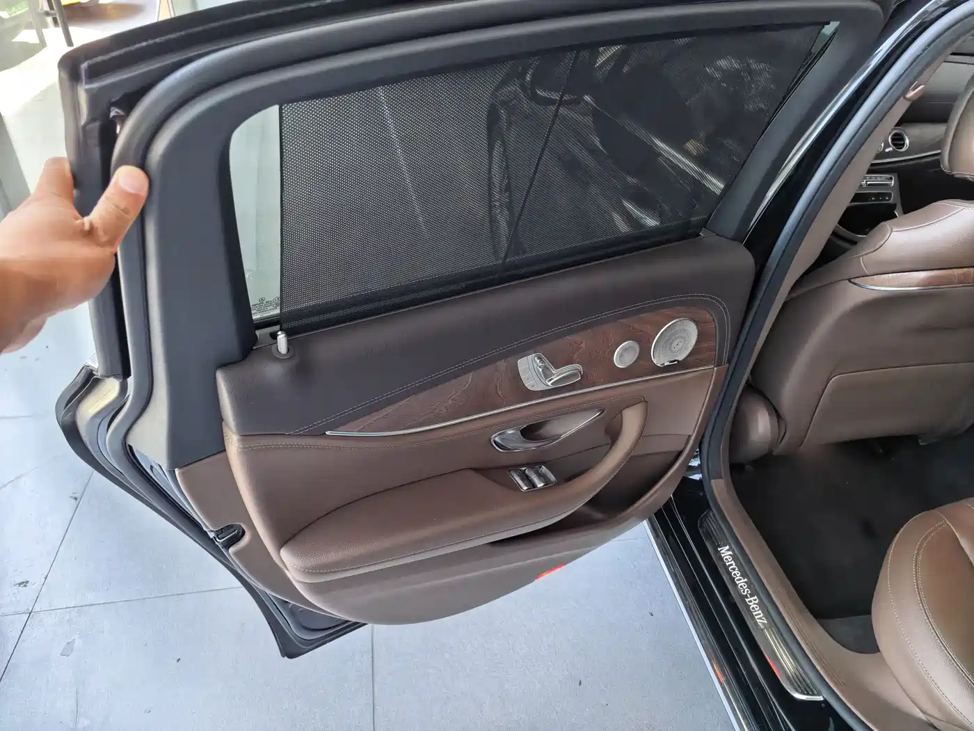 Mercedes-Benz E-Class 2021 E 300 L Luxury фото 9