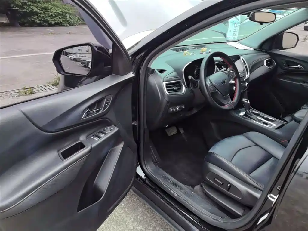 Chevrolet Equinox 2018 535T Automatic Control Edition фото 23