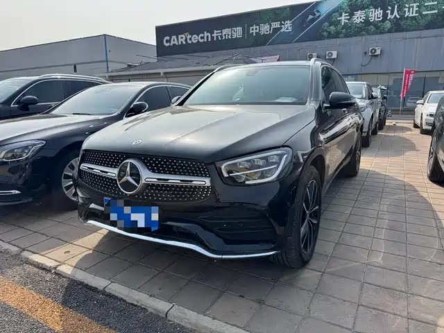 MERCEDES-BENZ GLC
