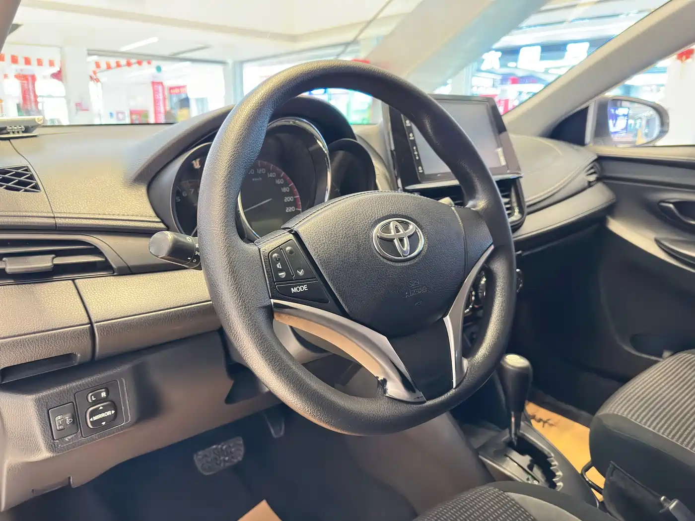 Toyota Vios 2022 1.5L 20th Anniversary Edition фото 12