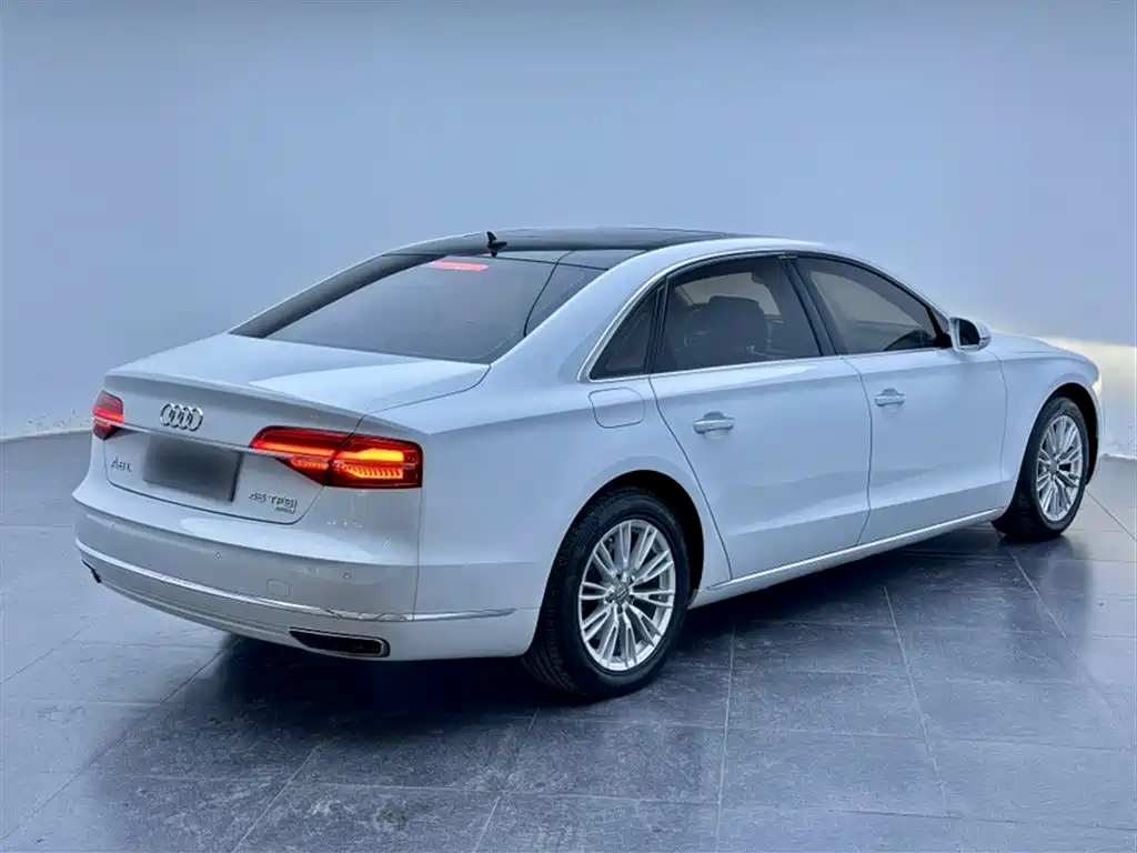 Audi A8 2014 A8L 45 TFSI quattro Comfort фото 22