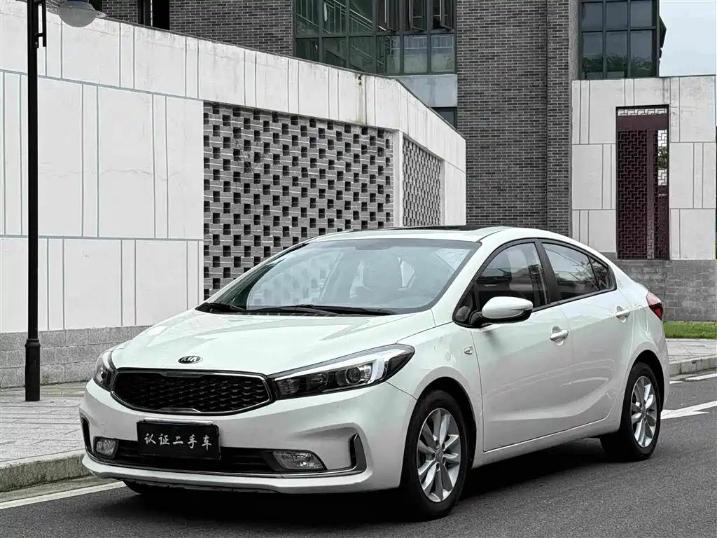 Фото 3 - Kia K3