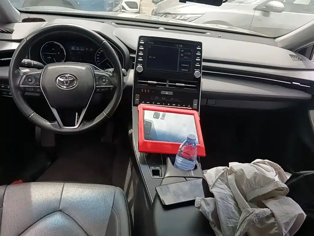 Toyota Avalon 2019 Hybrid 2.5L Luxury Edition China VI фото 10