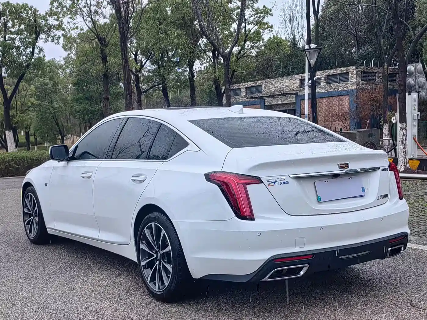 CADILLAC CT5