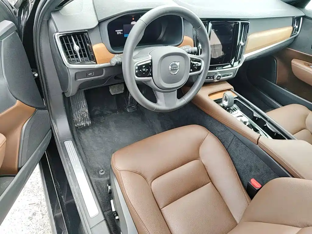 Volvo S90 2025 2025 B5 Zhiyi Luxury Edition