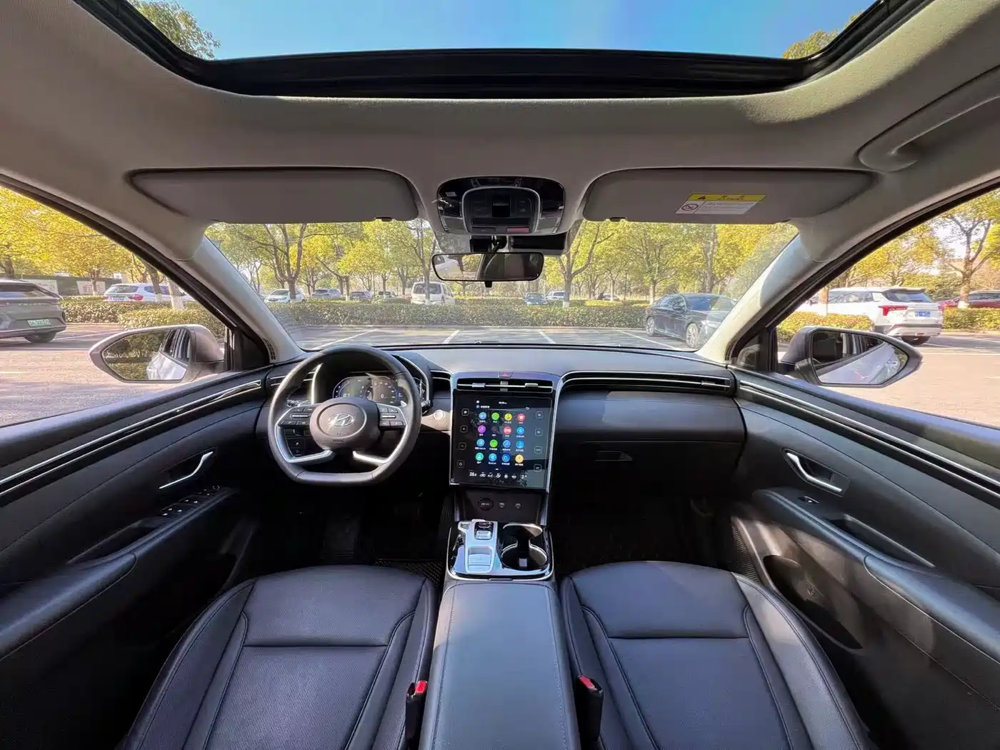 Hyundai Tucson 2023 Tucson L 1.5T Automatic 2WD DLX Luxury Edition фото 12