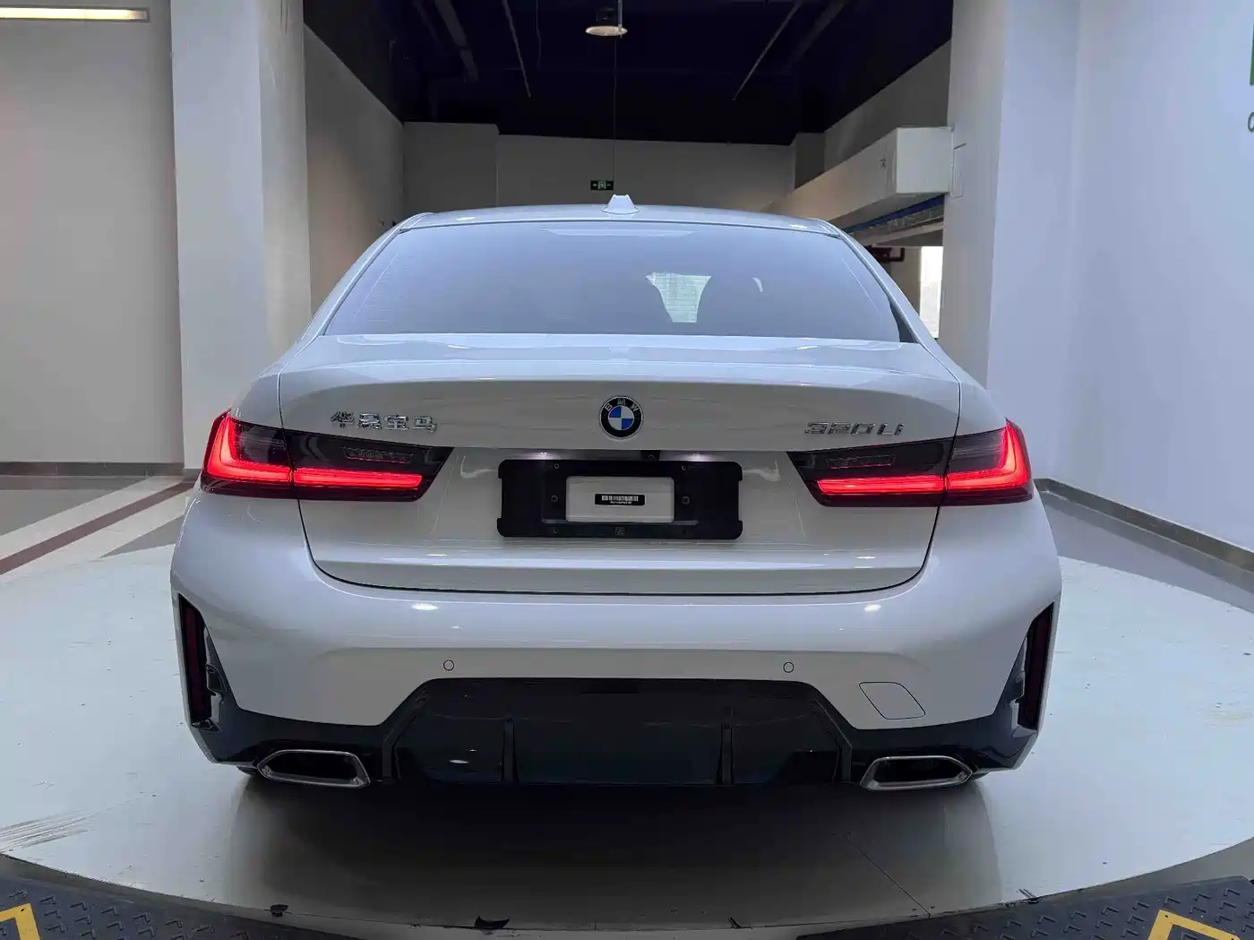 BMW 3 Series 2023 320Li M Sport Package фото 5